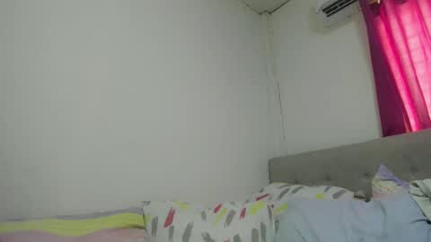 Snapshot of amor_prinsesa chatting on 12.24.24 Prinsesa online show from 12.24.24