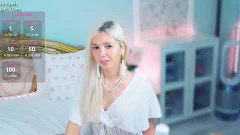  Im the first transgender post-op model on haturbate. I have a new sweet pussy... online show from 04.12.26