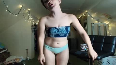 Amora Mystic online show from 10.20.25