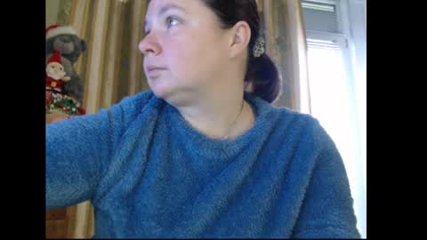 amorelara online show from 11.28.25