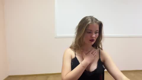 amorelle_ online show from 04.19.26
