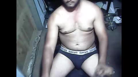 Snapshot of amorousr chatting on 02.14.25 SubboyShivan online show from 02.14.25