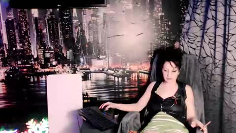 Sarah online show from 03.05.26