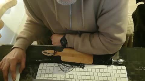 amslave4f online show from 04.05.26