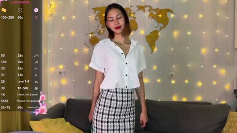 Snapshot of amurakim chatting on 12.09.24 Amura Kim online show from 12.09.24