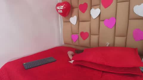 amy__wats0n online show from 02.13.25