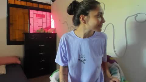 AmyEloise online show from 11.16.25