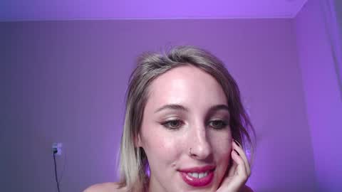 Snapshot of amy_glorious chatting on 12.30.24 Amy online show from 12.30.24