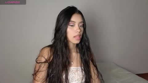 amy_nova01 online show from 01.13.26