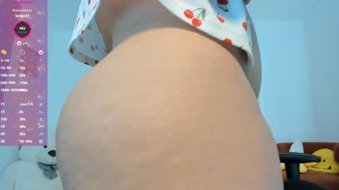 Daniela M online show from 01.27.25