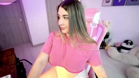 Daniela M online show from 10.13.25