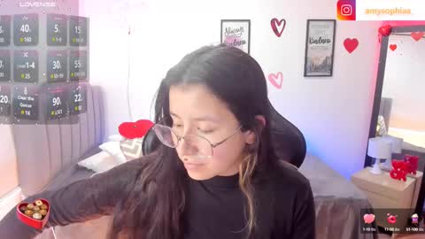 Amy sophia 3 online show from 02.22.25