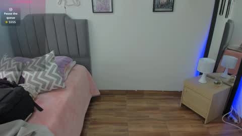 Amy sophia 3 online show from 11.17.25