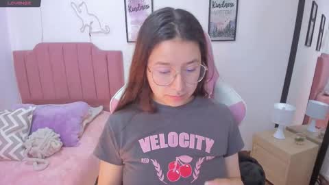 Amy sophia 3 online show from 11.22.25