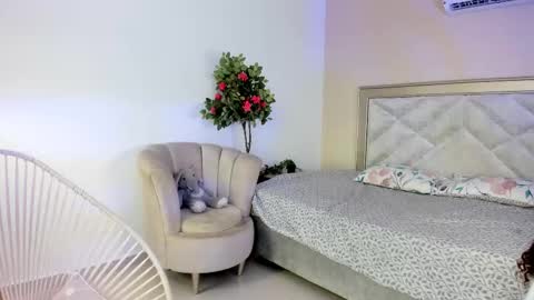 Amely online show from 10.23.25