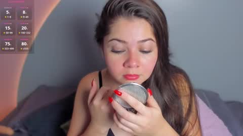 Snapshot of amy_vans_ chatting on 10.14.25 Amy nickname Kirby online show from 10.14.25