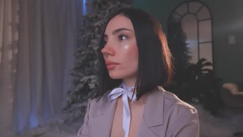 Amy Armstrong online show from 01.08.26