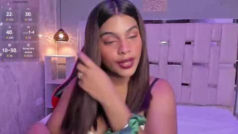 amyevan_ online show from 10.22.25