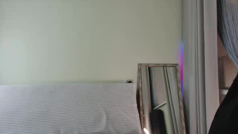 Snapshot of amylanee chatting on 01.08.26 amylanee online show from 01.08.26