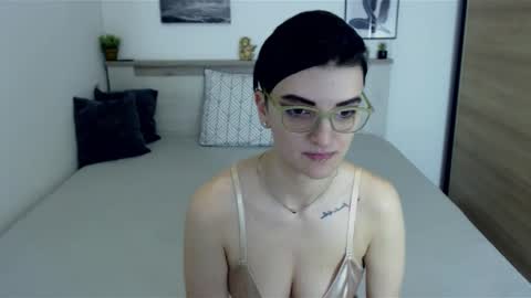 Snapshot of amylexy chatting on 01.14.25 Hi there guys My pleasure in your hands pvt is open online show from 01.14.25