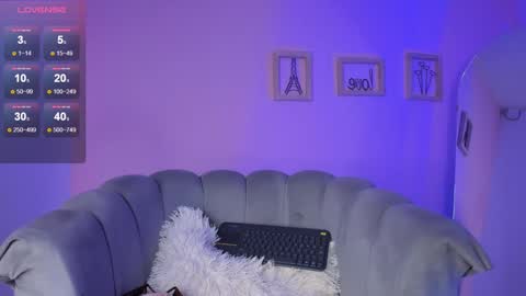 Amy ... Nice to meet u   thumb up me please its important online show from 02.01.25