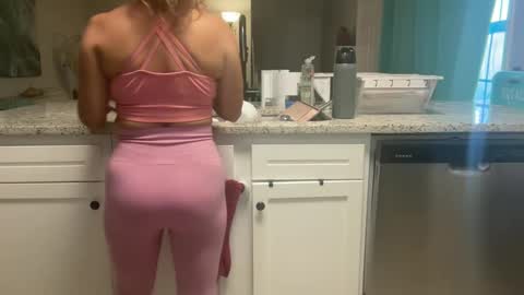 Amy Smilez online show from 09.18.25