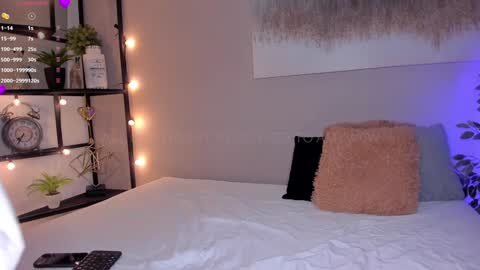 Snapshot of amyw0w chatting on 01.09.25 IG amyw0w online show from 01.09.25