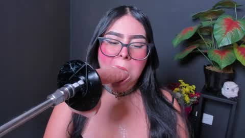 amywhitte_ online show from 04.09.26