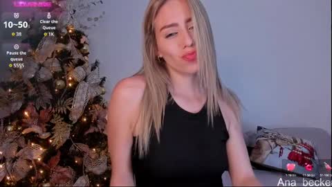 Snapshot of ana_becker1 chatting on 01.04.25 Ana online show from 01.04.25