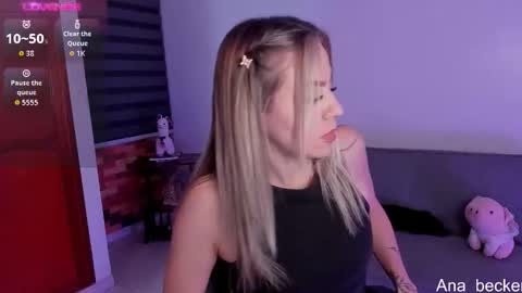 Snapshot of ana_becker1 chatting on 10.11.25 Ana online show from 10.11.25