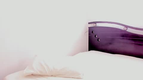 Ana  IG an castillo 1 online show from 02.14.25