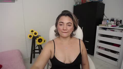  Ana  online show from 12.04.24