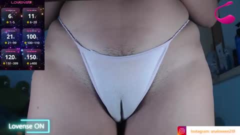 Snapshot of ana_loveee chatting on 09.26.25 Ana lopez - Cameltoe girl  online show from 09.26.25