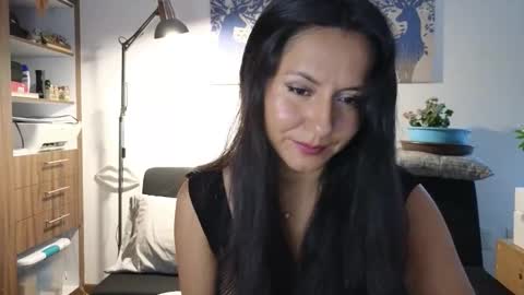 Ana Melissa online show from 01.05.26