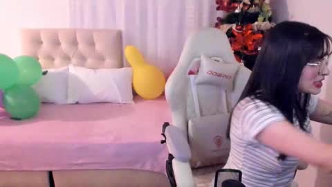 Im anna but you can call me as you want online show from 11.20.25