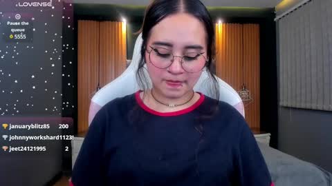 Snapshot of ana_taylor2 chatting on 02.13.25 Ana online show from 02.13.25