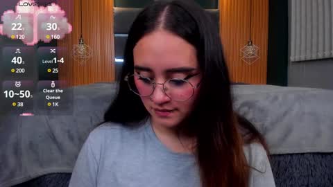 Snapshot of ana_taylor2 chatting on 03.03.25 Ana online show from 03.03.25