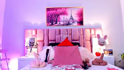 anaa_bellaa online show from 10.23.25