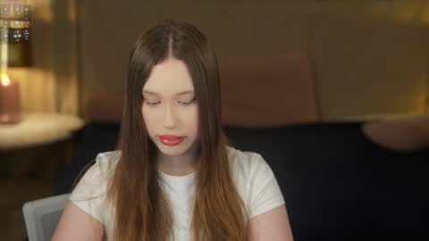 Snapshot of anabel2054 chatting on 09.15.25 Sweet girls online show from 09.15.25