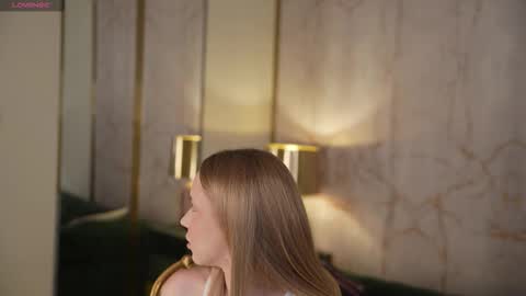Snapshot of anabel2054 chatting on 09.16.25 Sweet girls online show from 09.16.25