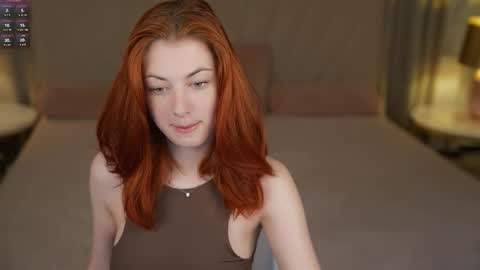 Snapshot of anabel2054 chatting on 10.14.25 Sweet girls online show from 10.14.25