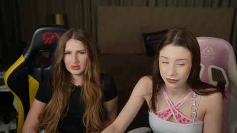 Sweet girls online show from 04.20.26