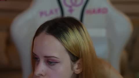 PLAYHARD054 online show from 10.04.25