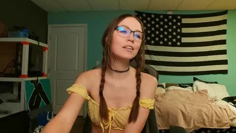 Anabelleleigh online show from 03.05.25