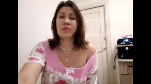 Snapshot of anabellovee chatting on 03.22.26 ANABELLOVEE online show from 03.22.26