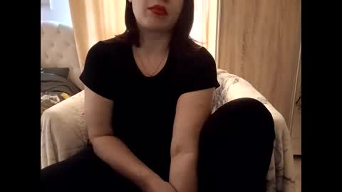 Snapshot of anabellovee chatting on 03.27.26 ANABELLOVEE online show from 03.27.26