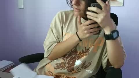 anabelucci_ online show from 03.30.26