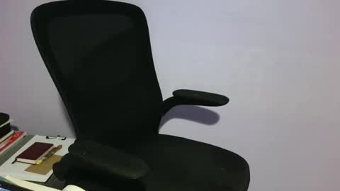 Snapshot of anabelucci_ chatting on 04.21.26 anabelucci_ online show from 04.21.26