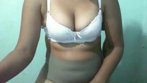 Snapshot of anacarada chatting on 01.17.26 anacarada online show from 01.17.26
