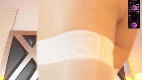 Ana Sofia Cooper online show from 10.28.25